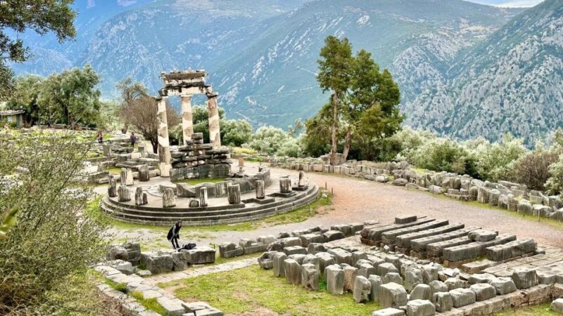 Visit Thermopylae & Delphi Navel of Earth Private Tour 8H - Summary of What Sets This Tour Apart
