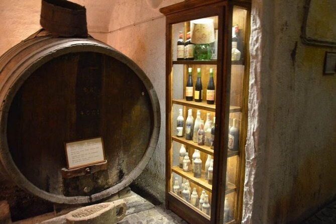 Visit to a Wine Museum and Wine Tasting in Santorini - Comparing This Tour to Other Santorini Wine Experiences