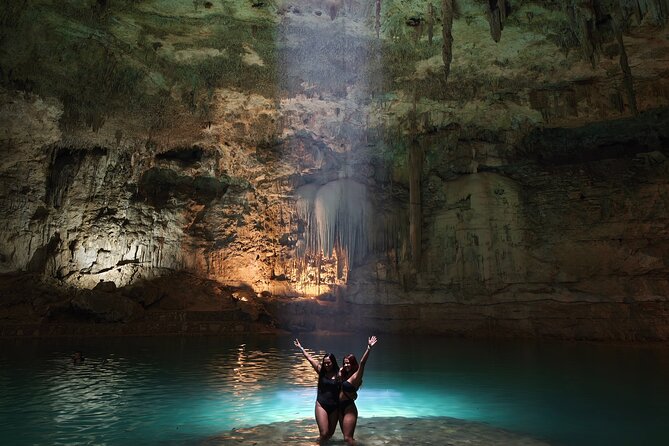 Visit to ChichEN itza in private without queues at the best price - The Private Tour of Chichen Itza at Dawn