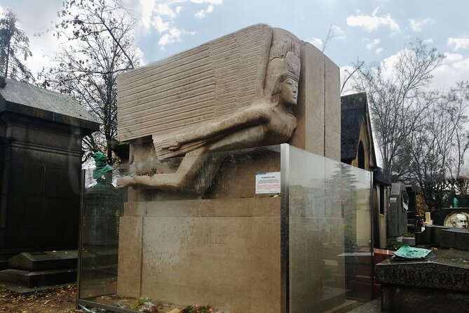 Visit to Père Lachaise Cemetery: a self-guided tour - Why This Tour is Ideal for the Curious and Independent