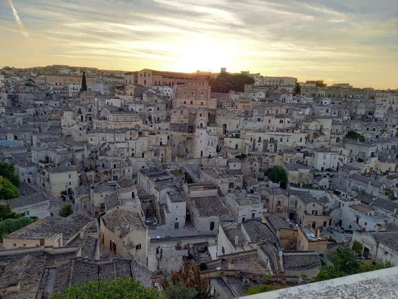 Visita ai Sassi di Matera in Italiano. CASA E CHIESA INCLUSE - Limitations and Considerations