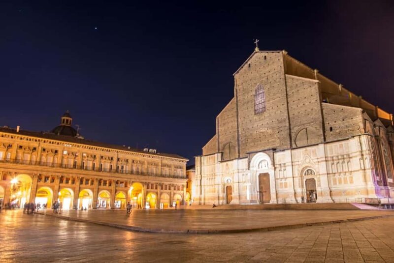 Visita Guidata di Bologna segreta, curiosa e misteriosa - Key Points