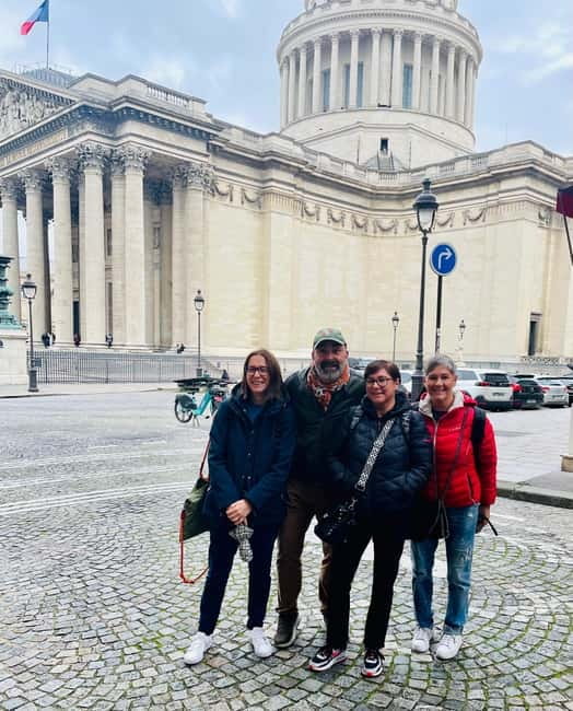 Visita in italiano: Quartiere Latino / Lungo Senna - The Guide and Group Size