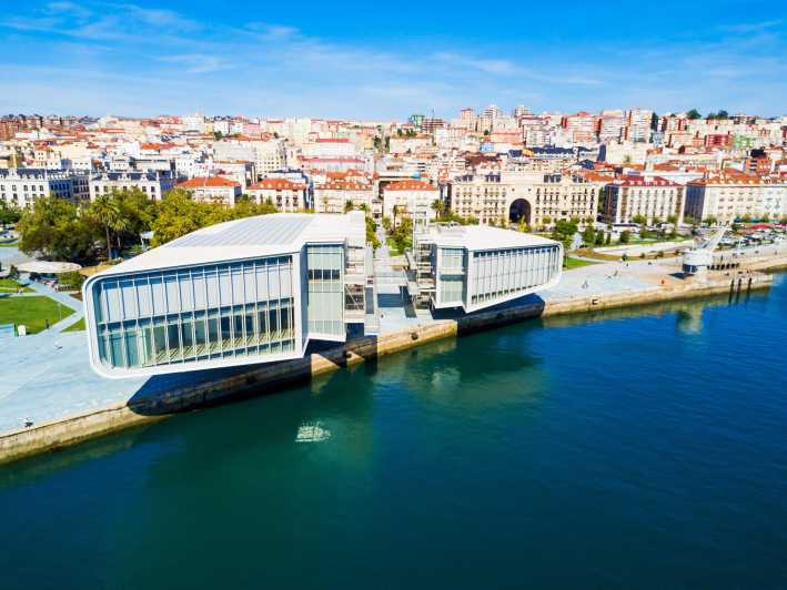 Visita privada a Santander: exclusiva y personalizada - Exploring Pereda Gardens and the Banco Santander Building