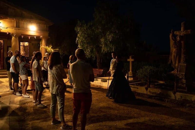 Visita teatralizada nocturna al Cementerio Inglés de Málaga - Final Thoughts: A Unique Nighttime Exploration in Málaga