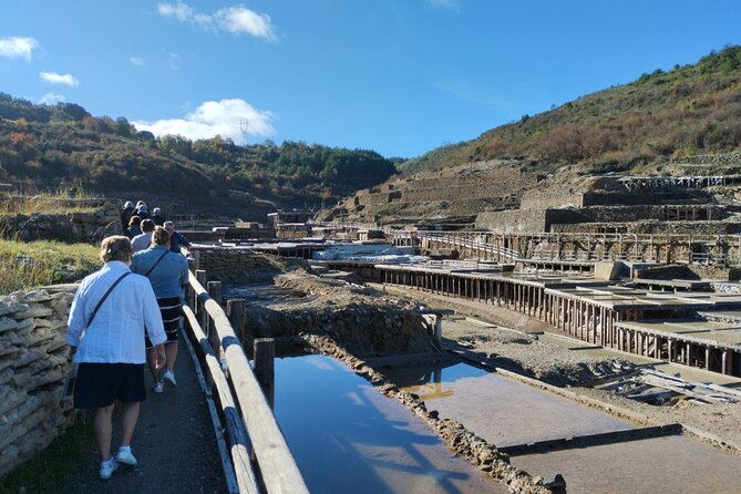 Vitoria, Añana Salt Valley and Bizkaia Bridge from Bilbao - Lunch at a Traditional Basque Restaurant