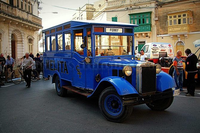 Vittoriosa, Cospicua and Senglea Vintage Bus Tour - Starting Point and Tour Logistics