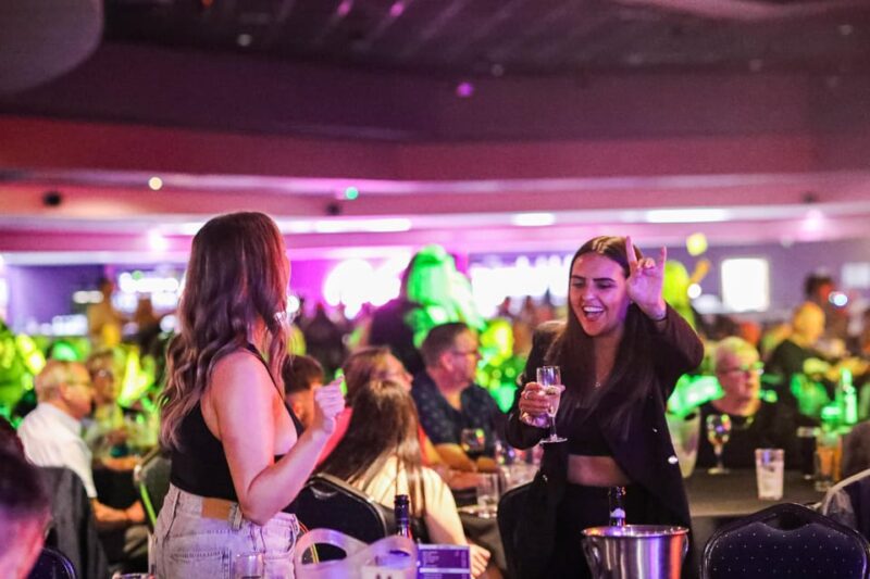 Viva Blackpool: ABBA Bottomless Brunch with Live Music - Dining Experience: Sharing Platter and Bottomless Drinks