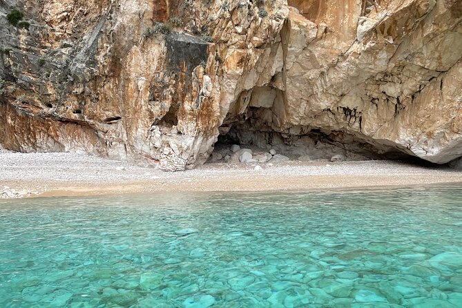 Vlore| Full Day Guided Tour to Grama Bay and Marine Park - Plazhi i Llovizit: A Slice of History and Relaxation