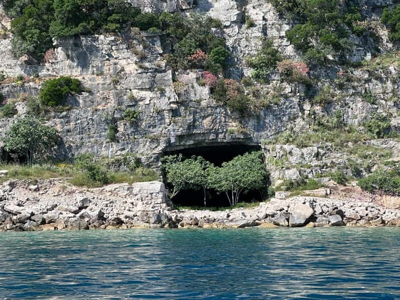 Vlore: Private Speedboat Tour to Haxhi Ali Cave - Practical Details: Meeting Point, What to Bring, and Additional Costs