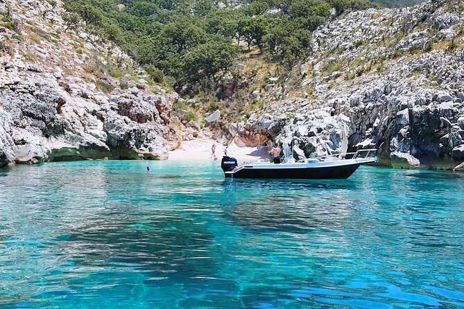 Vlore: Sazan and Karaburun Tour: Cave, Snorkeling and Beaches - Shen Vasil Beach: Serenity on the Karaburun Peninsula