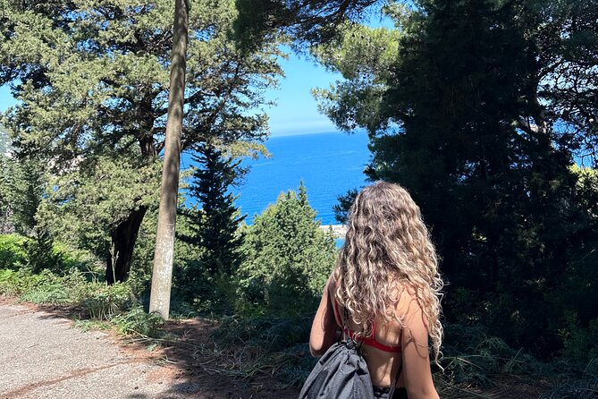 Vlore Speedboat Tour to National Marine Park Sazan-Karaburun - Practical Details: Meeting Point and Group Size