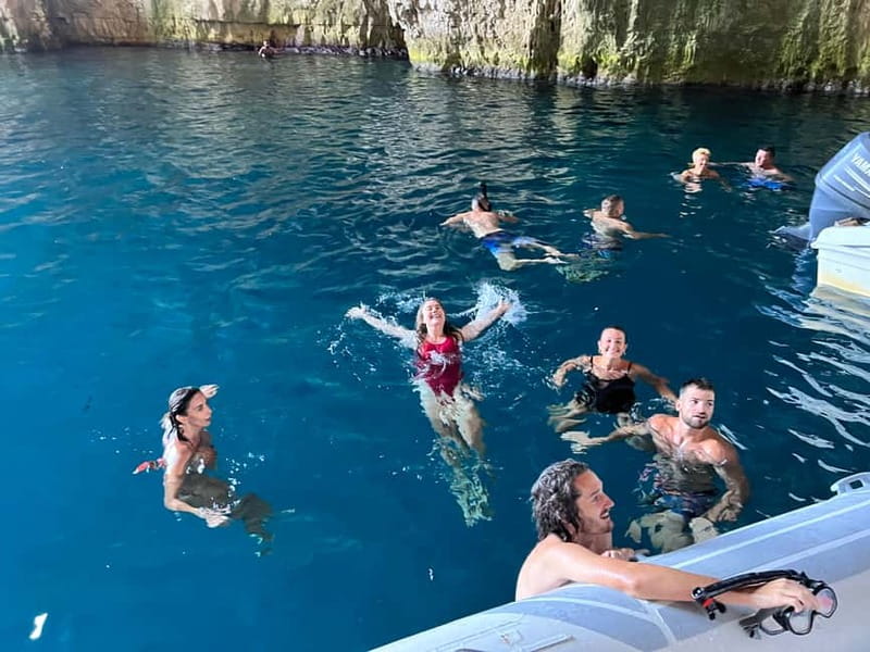 Vlorë: Speedboat Trip to Grama Bay w/ Snorkeling & Swimming - Who Will Appreciate This Tour Most