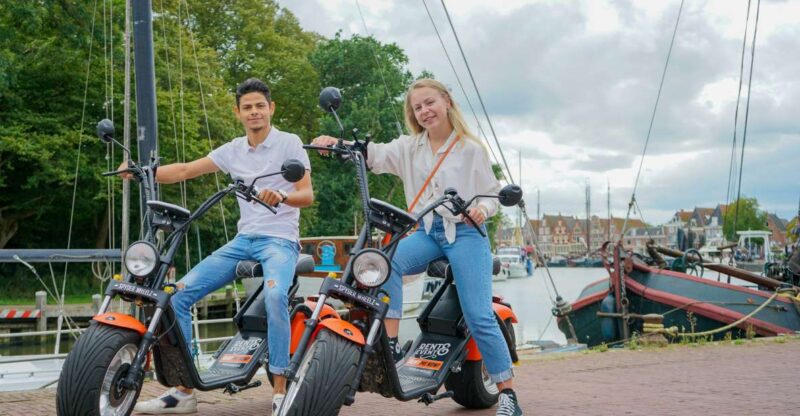 Volendam: E-Scooter Rental - Discover Picturesque Dutch Villages and Countryside