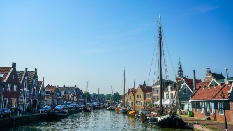 Volendam: E-Scooter Rental - Visiting Marken and Optional Boat Trip Back to Volendam