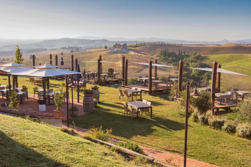 Volterra: Private Picnic in the Tuscan Countryside - The Guides and Service: Friendly and Attentive