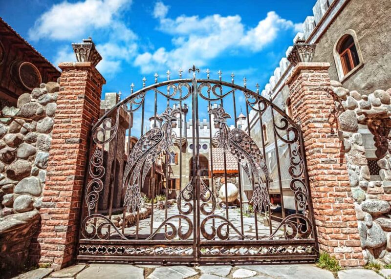 Voskevaz Winery Cellar Tour & Wine Tasting Experience - Logistics: Meeting Point and Tour Details