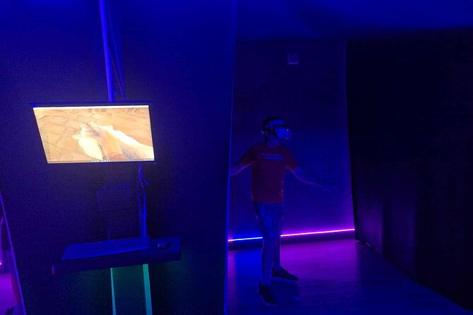 VR Arcade Pods - Starting Point: Convenient Location at Sydney, Nova Scotia