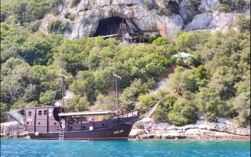 Vrsar: Lim Fjord Boat Tour with Swimming near Pirate's Cave - Swimming and Exploring Near the Pirate’s Cave