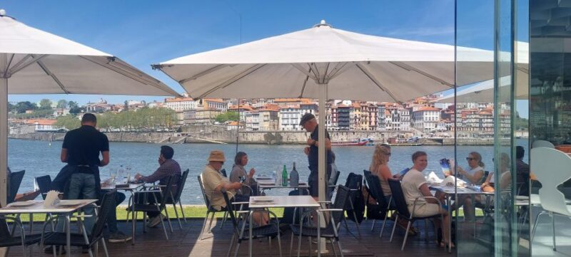 Vw Kombi highlights tour & best views to Porto - Accessibility, Restrictions, and Additional Details