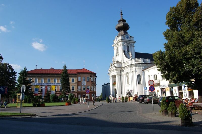 Wadowice: John Paul II Hometown - Wadowice Tour – A Personal Connection to Pope John Paul II