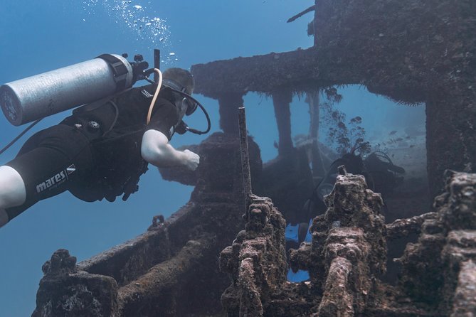 Waikiki 2 Tank World Class Wreck SCUBA Diving - Certified Only - Timing, Group Sizes, and Booking Tips