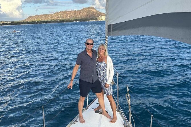 Waikiki private Day Tour and Sunset sail for couples - Sunset at Magic Island and Ala Moana Beach Park