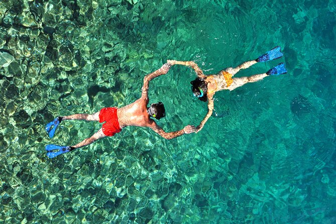 Waikiki Sail and Snorkel Adventure Best of Hawaii 2023 - Flexibility Onboard: Sunbathing, Sightseeing, or Swimming