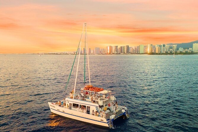 Waikiki Sunset Cruise from Oahu - Waikiki Sunset Cruise from Oahu: A Relaxing Marine Adventure for All
