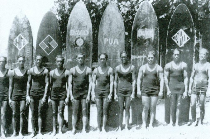 Waikiki Surf Legends History Tour - Celebrate the Legacy at the Duke Kahanamoku Statue