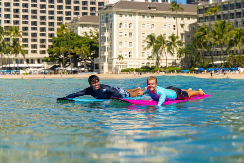 Waikiki: Surf Lesson & Bonus Beach Setup (Chairs & Umbrella) - Starting Point: The Jamie OBrien School of Surf at Twin Fin Hotel
