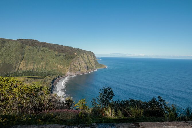 Waipio Valley, Hilo Waterfalls, Volcano and Black Sand Beach - Experiencing Earth’s Power at Steam Vents and Sulfur Banks