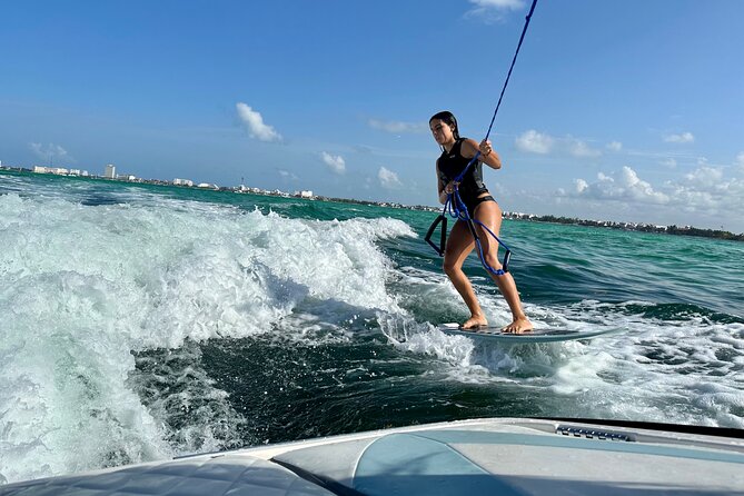Wake Surfing Lessons and Snorkeling #1 Experience Cancun 4hr - Scenic Cruising and Relaxation on the Water