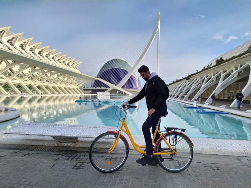 Wake Up with Valencia: Morning Bike Tour of City Highlights - Cycling Through the Green Heart of Valencia