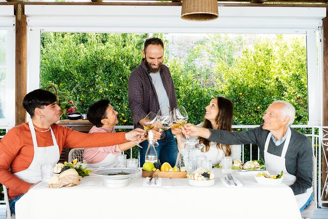 Walk, Cook and Eat on the Amalfi Coast - Practical Details: Meeting Point, Group Size, and Weather