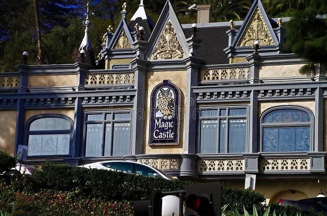 Walk Through Hollywoods True Crime and Death - Hollywood & Highland: Great Views and Dark Stories