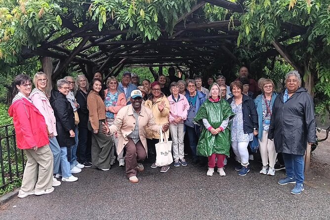 Walking and Boat Tours explore Manhattan Brooklyn Staten Island - Exploring DUMBO and the Brooklyn Bridge Park