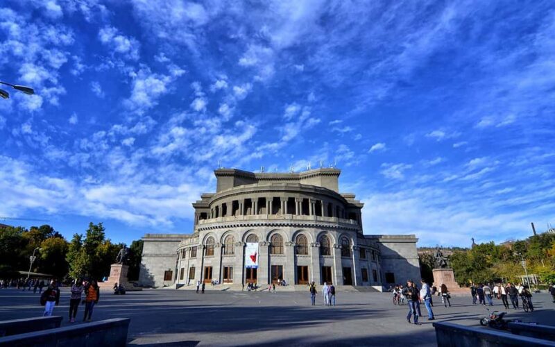 Walking City Tour in Yerevan with 10 yo Brandy & 5 Wines - Key Points