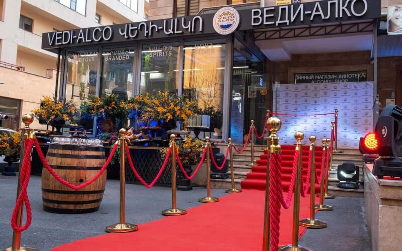 Walking City Tour in Yerevan with 10 yo Brandy & 5 Wines - Tasting Armenia’s Finest Brandy and Wines