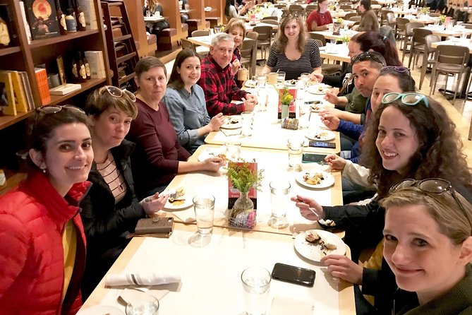 Walking Food & Drink Tour of Downtown Nashville - The Highlights: Food, Drinks, and Landmarks