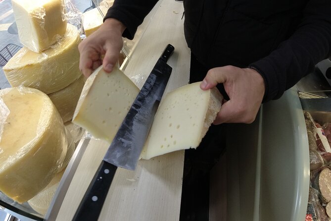 Walking Food Tasting Tour in Chania Town - Discover the Flavors of Chania on a Walking Food Tasting Tour