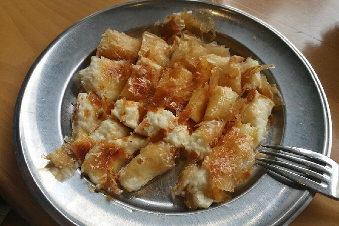 Walking Food tasting tour in the town of Chania - Exploring the Market and Venetian Port