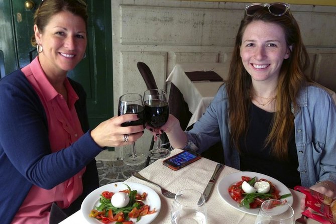 Walking Food Tour in Sorrento w/ Limoncello Factory Lemon Grove - Exploring Sorrento’s Streets with a Local Guide