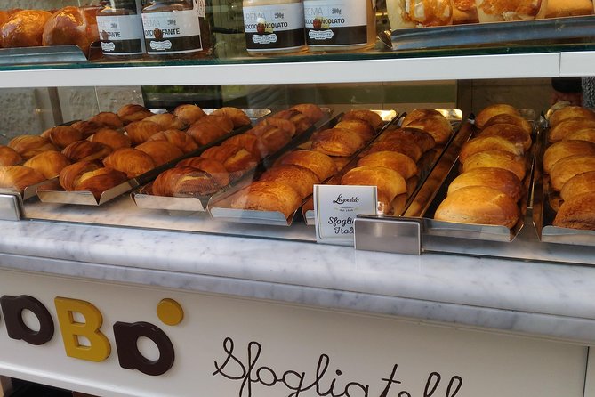 Walking Food Tour of Naples with Tastings - Starting at Piazza Dante: The Heart of Naples’ Historic District