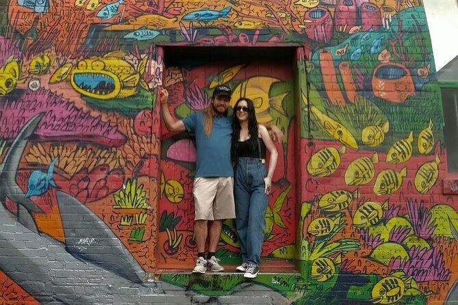 Walking Food Tour with Professional Comedian Guide - Exploring Toronto’s Landmarks: CN Tower and Historic Theater