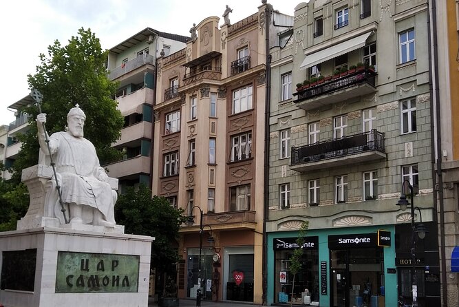 Walking In Skopje - Stopping at Park Woman Warrior and the Skopje 2014 Project