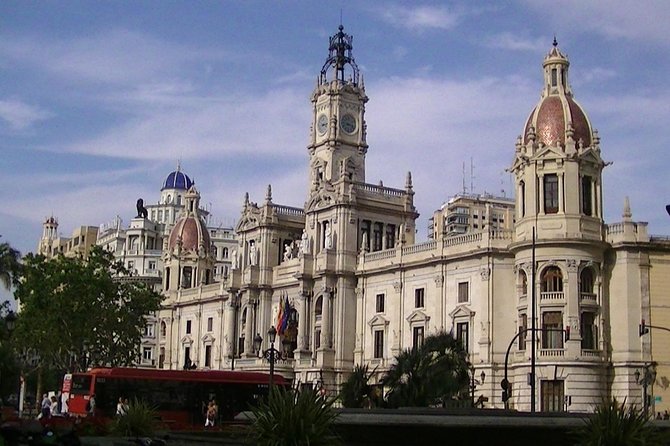 Walking in Valencia - Starting Point at Valencia Station North