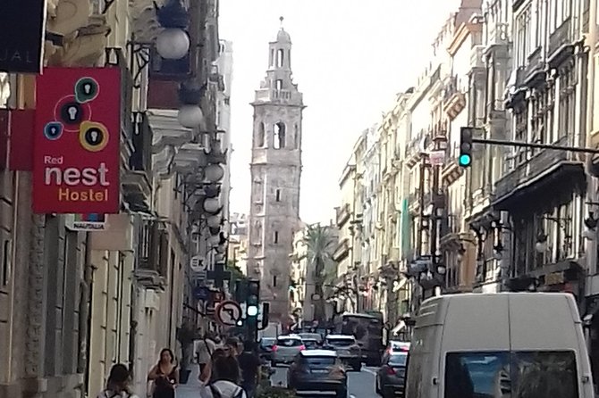 Walking in Valencia - Admiring the Palacio del Marques de Dos Aguas