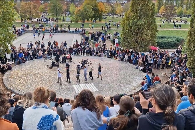 Walking on the Wall: 3-Hour Tour in Berlin - Value for Money and Booking Details