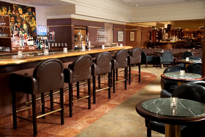 Walking Pub Crawl in Downtown Juneau - The Guide Kris: Stories and Local Lore